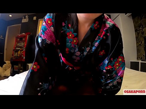 ❤️ Jong cosplay famke hâldt fan seks oant orgasme mei in spuit yn in hynstefrou en in blowjob. Aziatyske famke mei hierige kut en prachtige tieten yn tradisjoneel Japansk kostúm yn amateurfideo dy't masturbaasje toant mei neukboartersguod. Sakura 3 OSAKAPORN. ❤️❌ Anale porno by wy ❌️